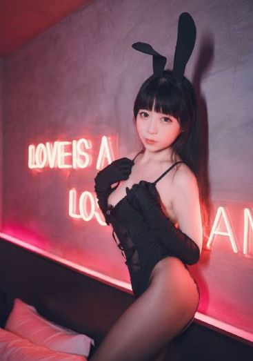 亚洲精品日韩七区_字幕高清版在线播放