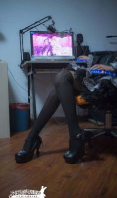 欧美大战mom_蓝光电影完整版在线观看