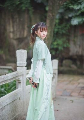 日韩亚洲在线视频_迅雷下载电影