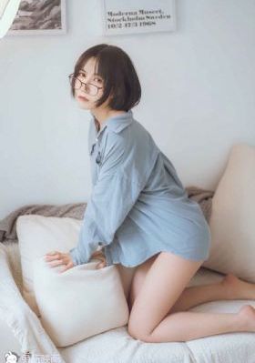 欧美简约风女装品牌_高清在线播放