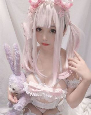 欧美女人的鲍鱼b_视频全集